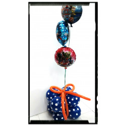 Caja de regalo de globos y bouquet personajes variados