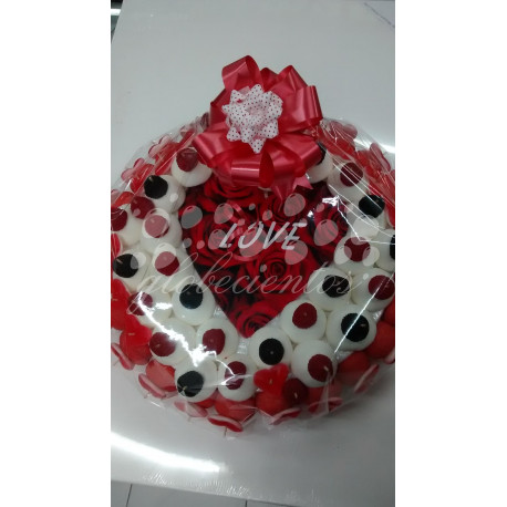 Tarta de gominolas forma de corazón